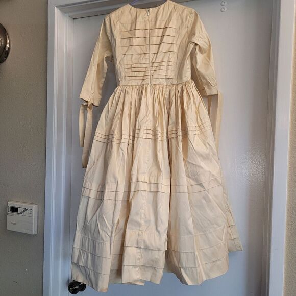 Mademoiselle Charlotte raw silk with underskirt royal dress - Picture 6 of 13